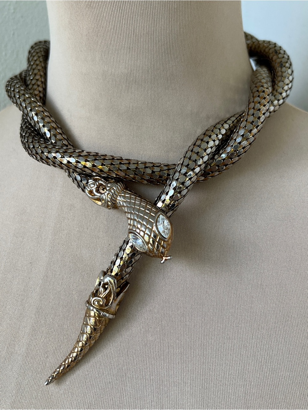 Whiting & Davis Unsigned Mesh Snake Belt Necklace Mid-century Lariat in Gold 42”
